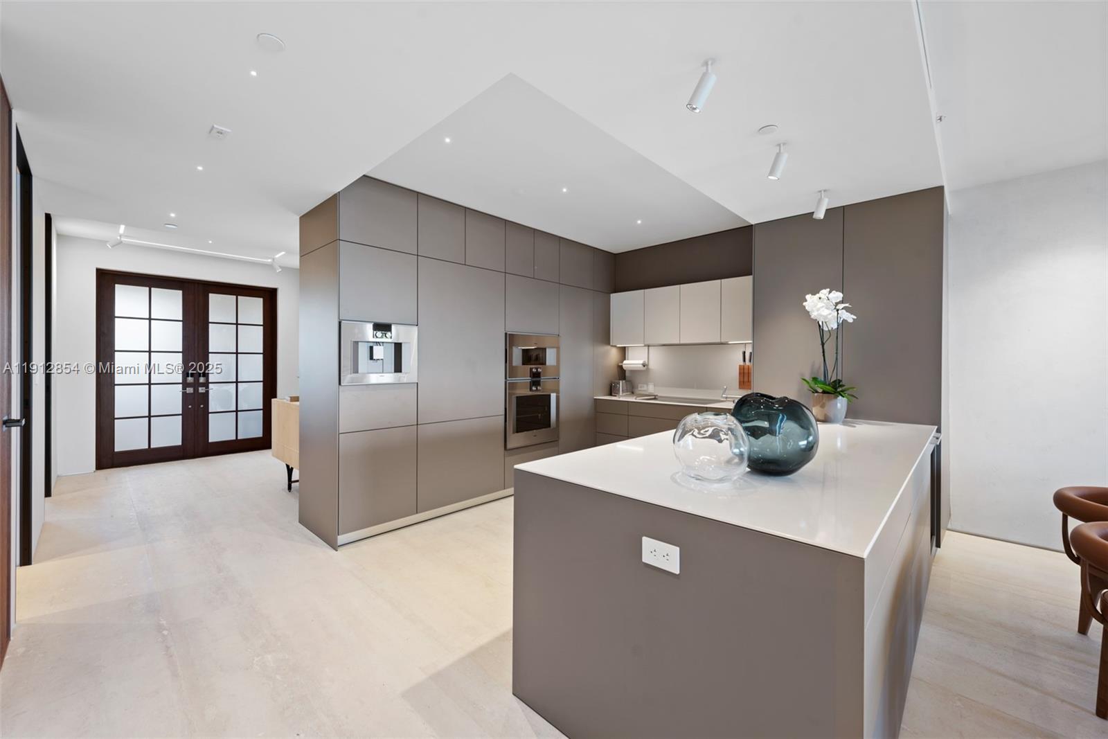 4922 Fisher Island Dr #4922, Miami Beach FL 33109