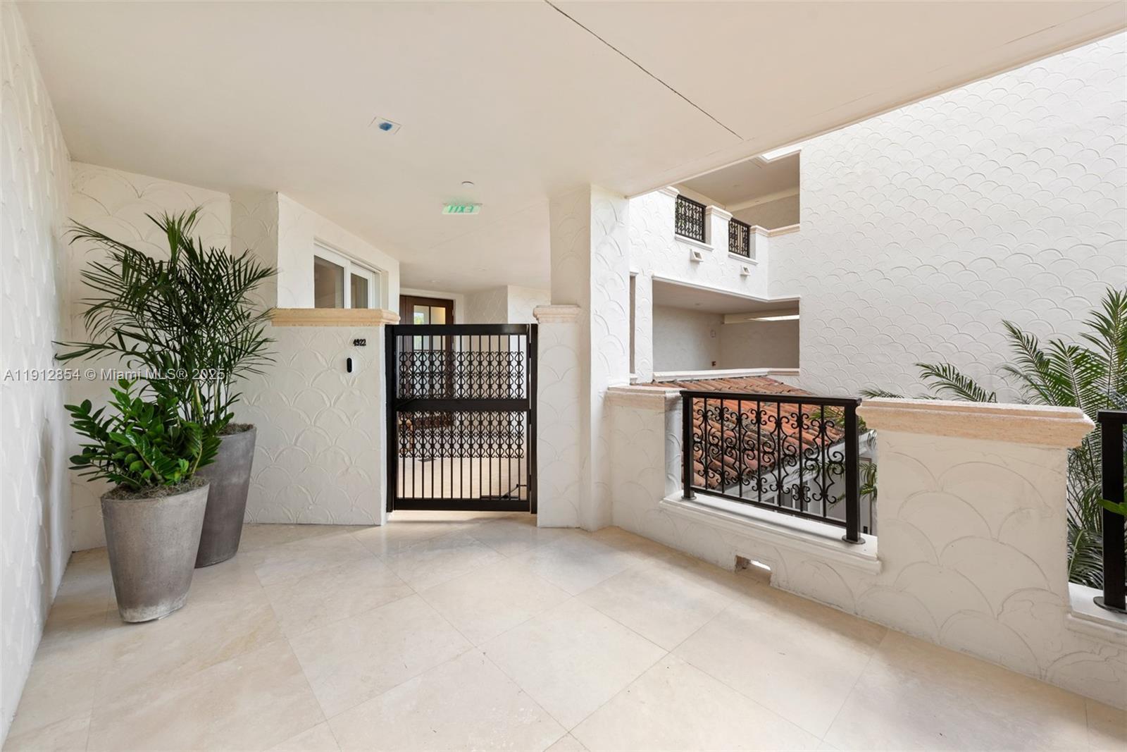 4922 Fisher Island Dr #4922, Miami Beach FL 33109