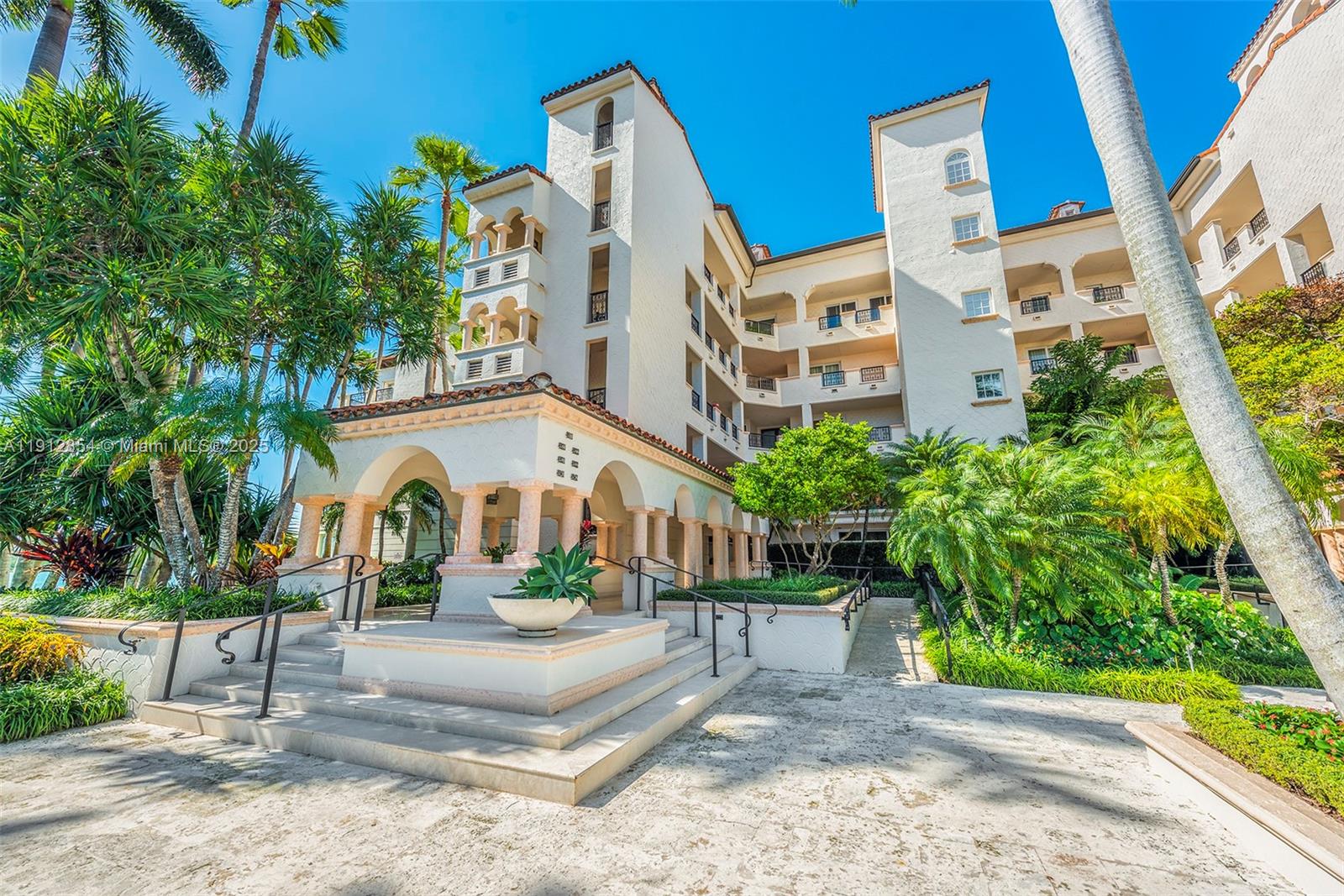 4922 Fisher Island Dr #4922, Miami Beach FL 33109