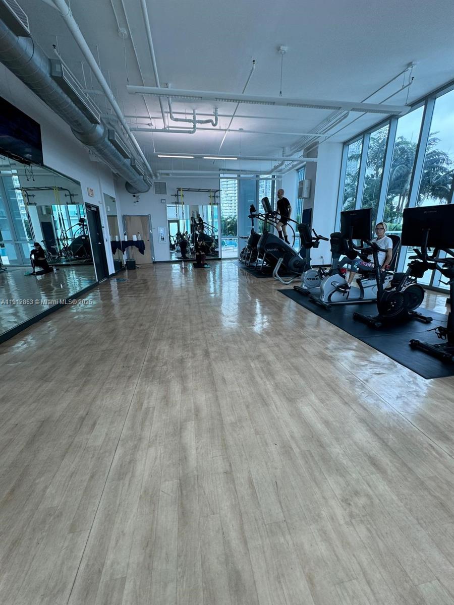 888 Biscayne Blvd #3608, Miami FL 33132