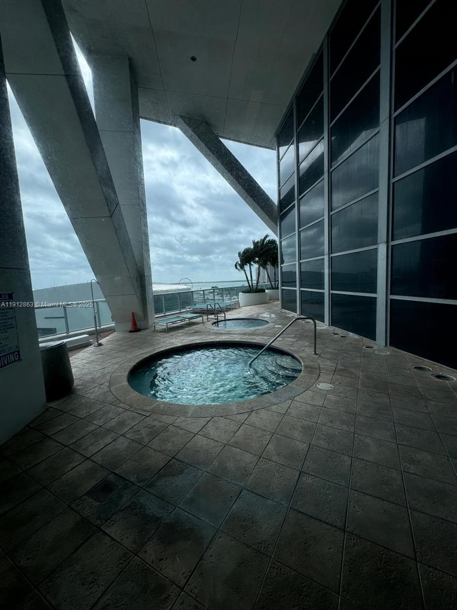888 Biscayne Blvd #3608, Miami FL 33132