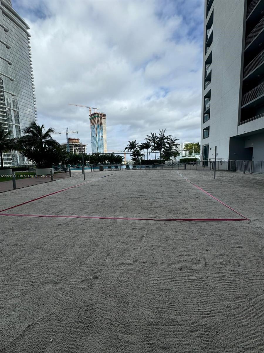 888 Biscayne Blvd #3608, Miami FL 33132