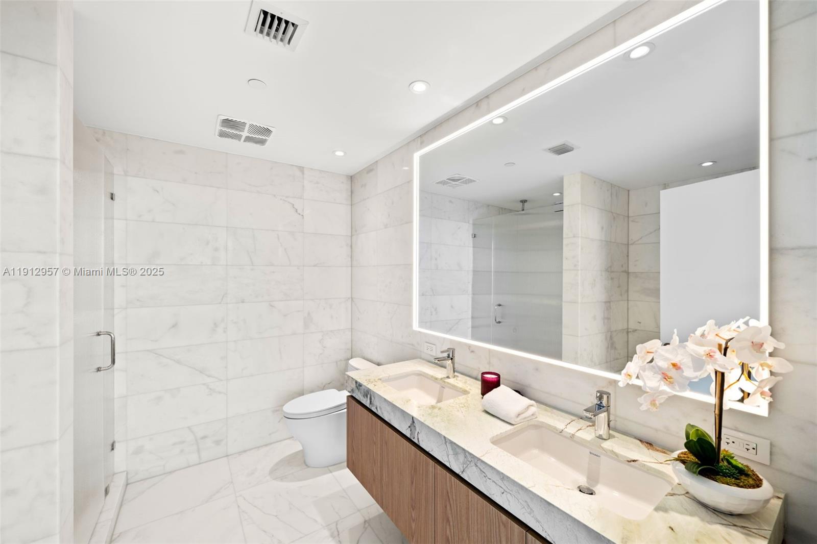 500 Alton Rd #2303, Miami Beach FL 33139