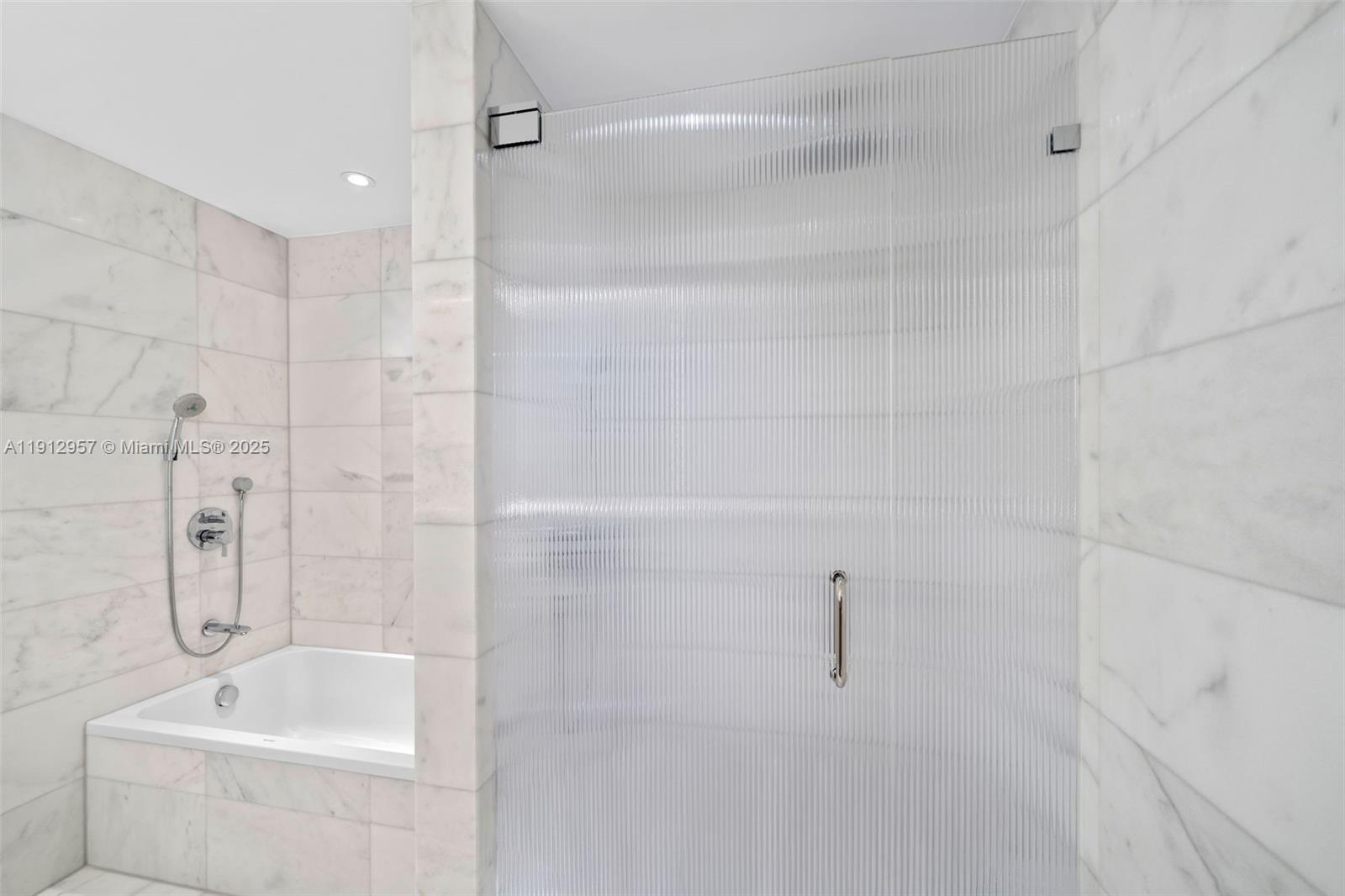 500 Alton Rd #2303, Miami Beach FL 33139