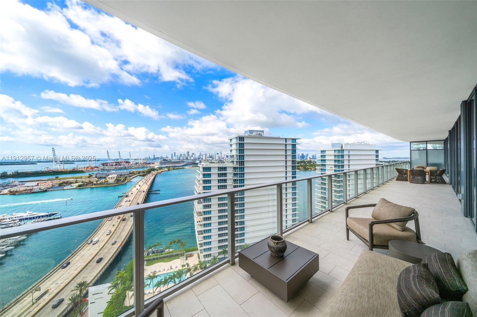 500 Alton Rd #2303, Miami Beach FL 33139