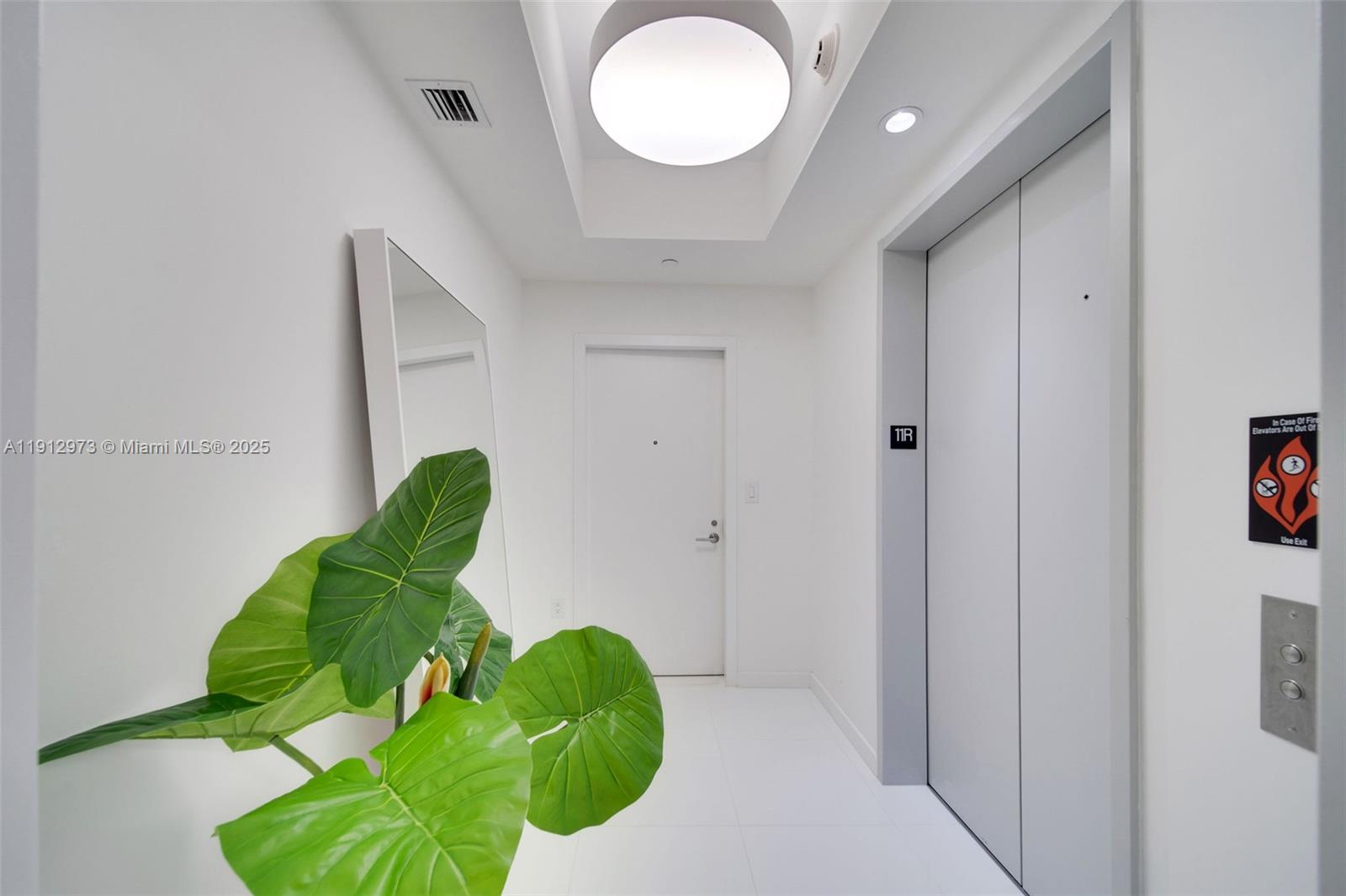 851 NE 1st Ave #1107, Miami FL 33132