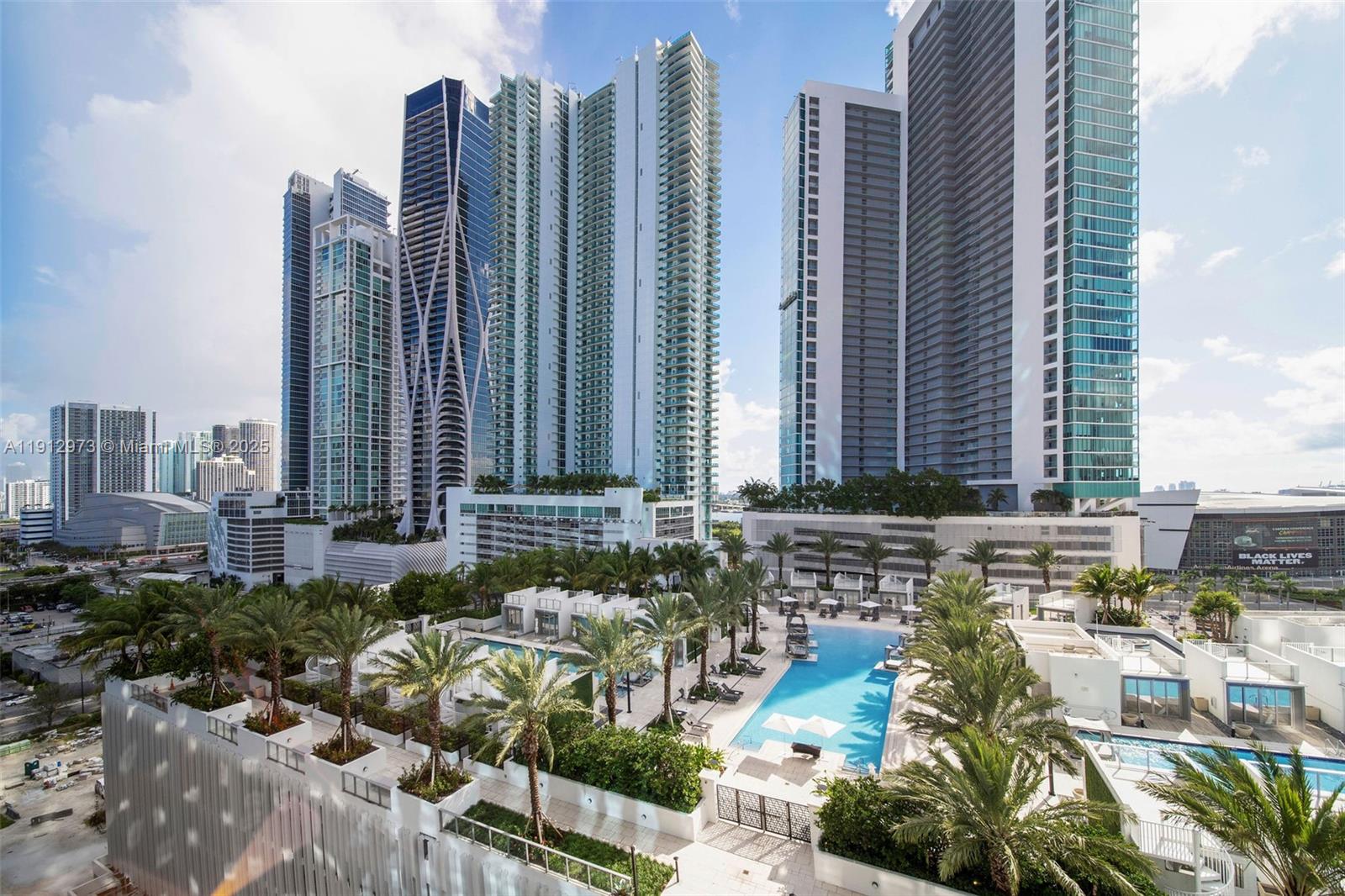851 NE 1st Ave #1107, Miami FL 33132