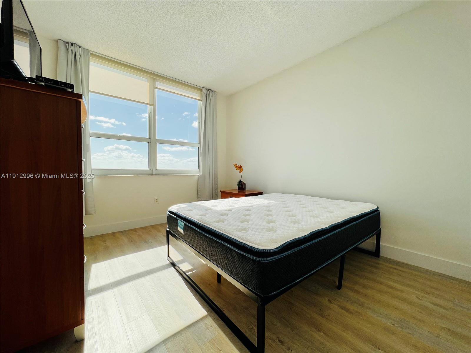 1155 BRICKELL BAY DR #510, Miami FL 33131