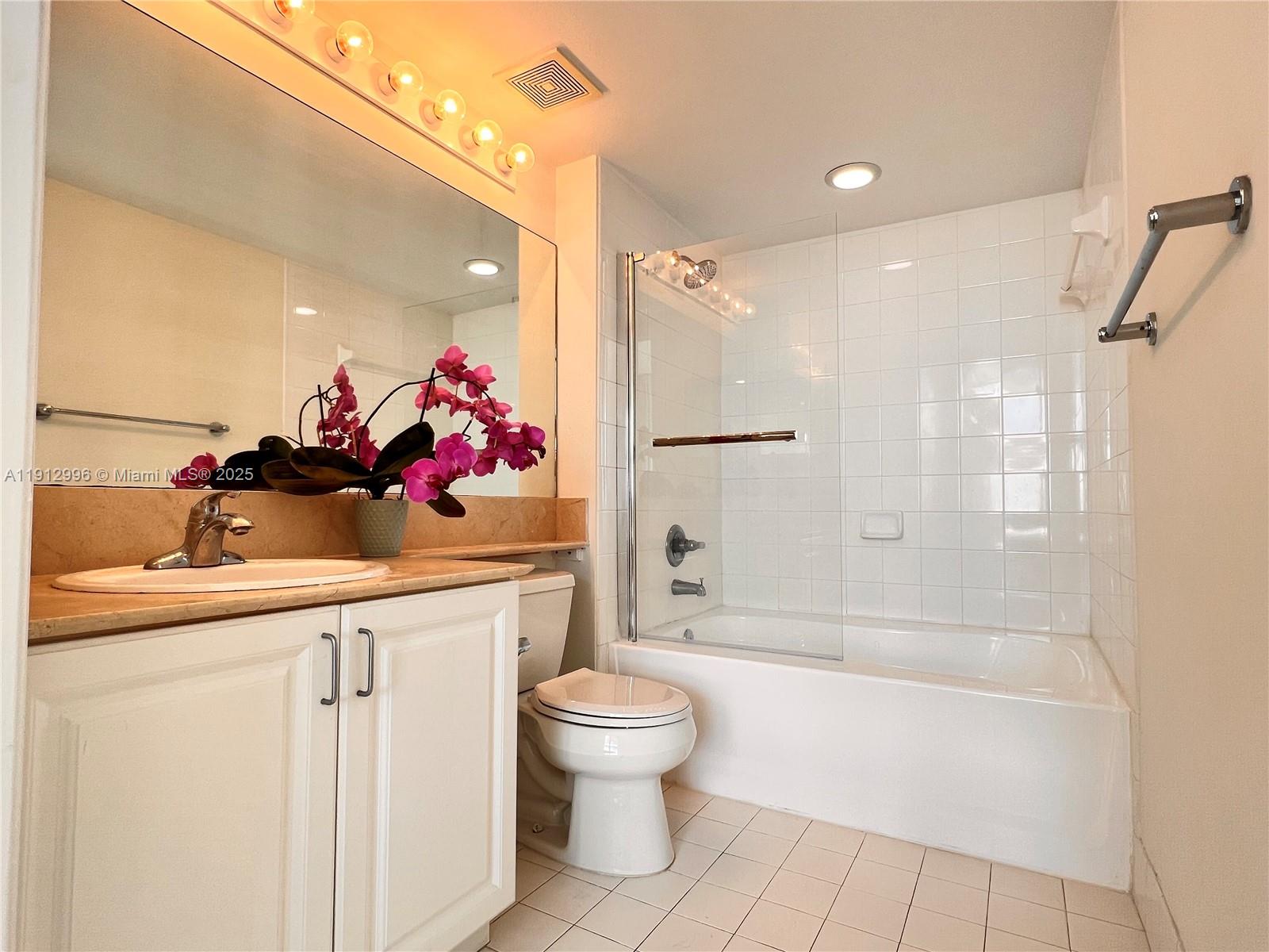 1155 BRICKELL BAY DR #510, Miami FL 33131