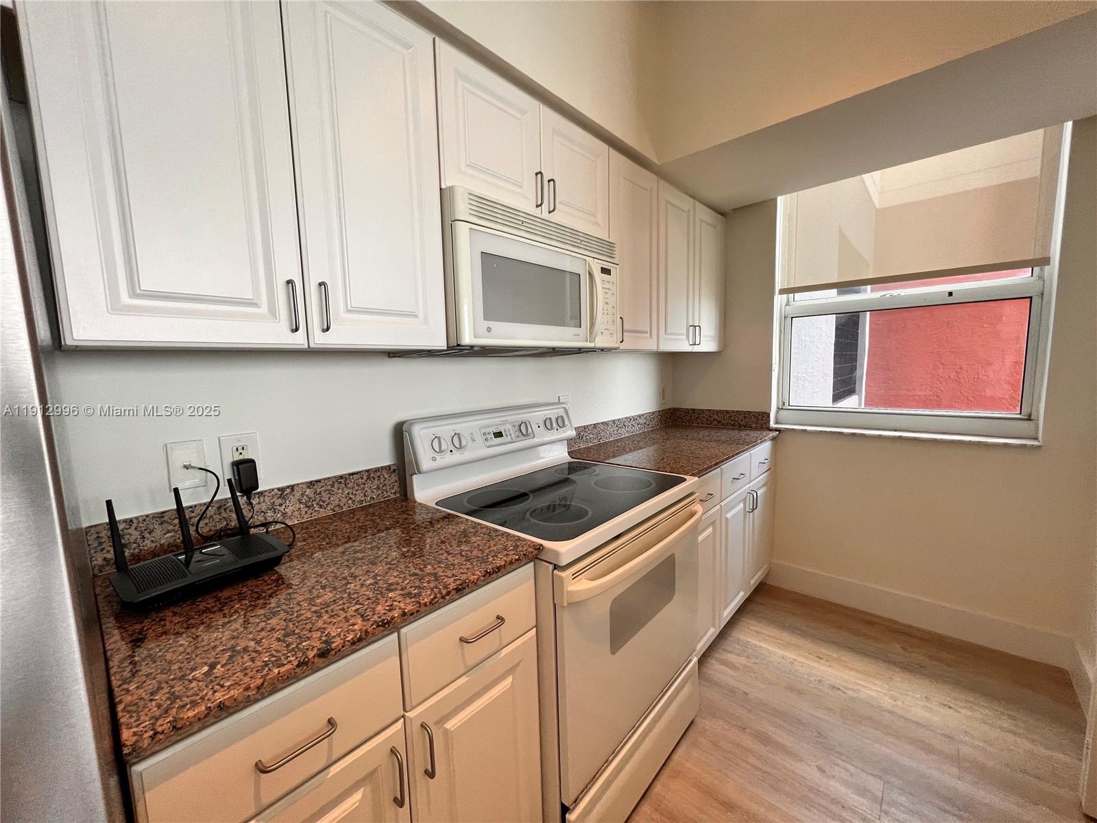 1155 BRICKELL BAY DR #510, Miami FL 33131