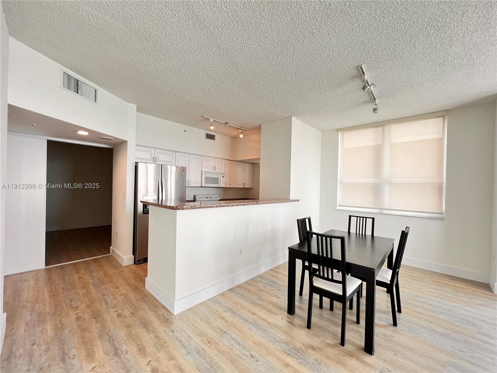 1155 BRICKELL BAY DR #510, Miami FL 33131