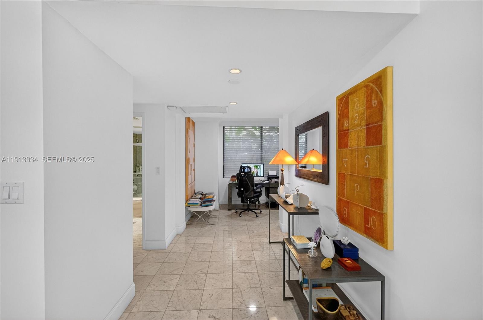 181 Crandon Blvd #106, Key Biscayne FL 33149