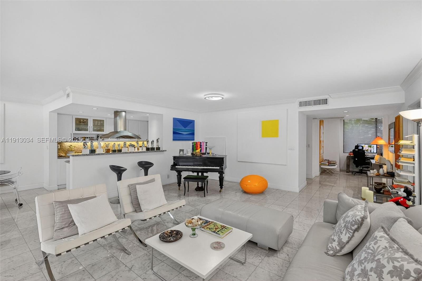 181 Crandon Blvd #106, Key Biscayne FL 33149