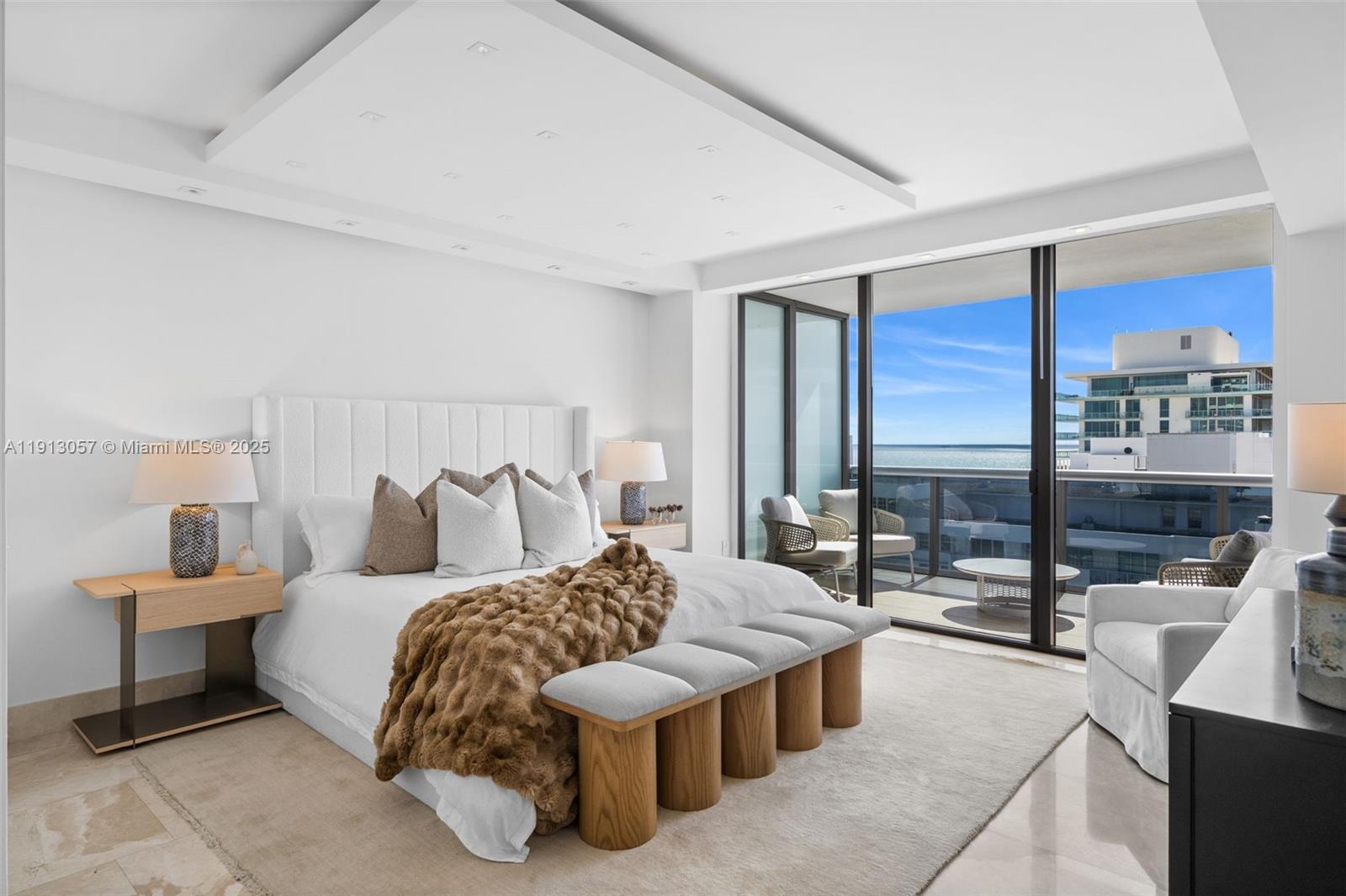 5875 Collins Ave #1908, Miami Beach FL 33140