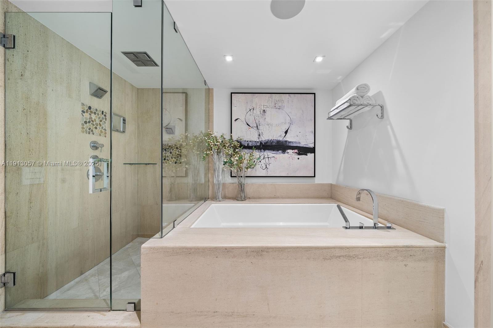 5875 Collins Ave #1908, Miami Beach FL 33140