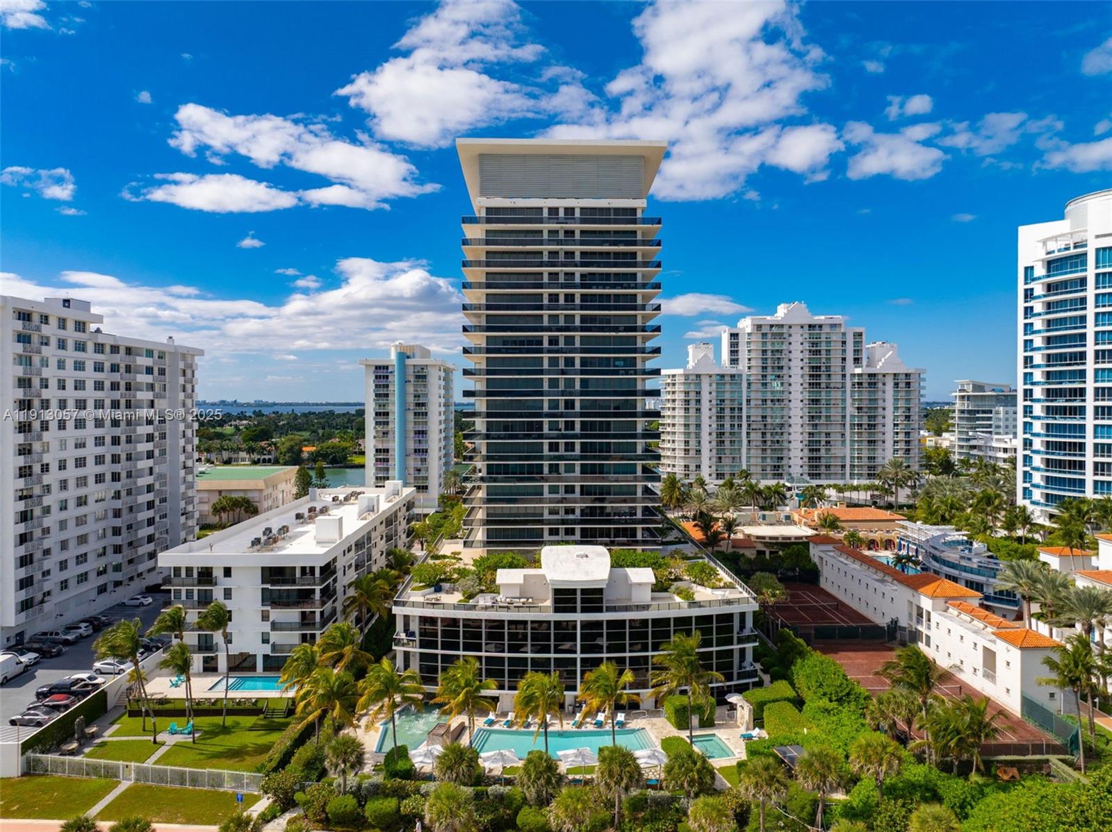 5875 Collins Ave #1908, Miami Beach FL 33140