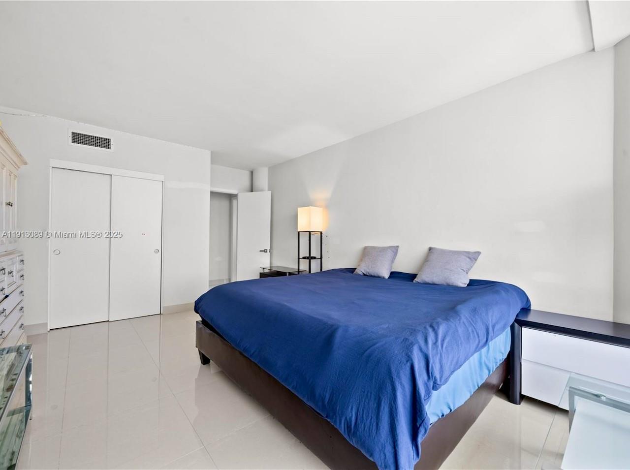 900 Bay Dr #624-622-620, Miami Beach FL 33141