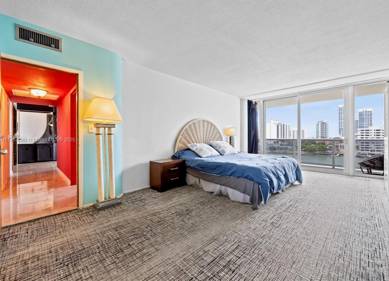 900 Bay Dr #624-622-620, Miami Beach FL 33141