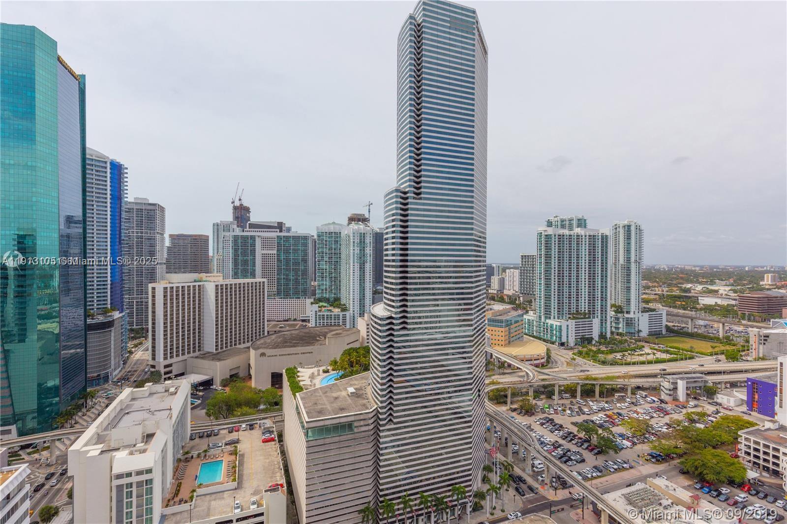 151 SE 1st St #1611, Miami FL 33131