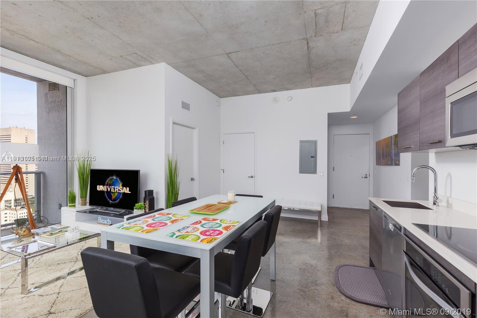 151 SE 1st St #1611, Miami FL 33131