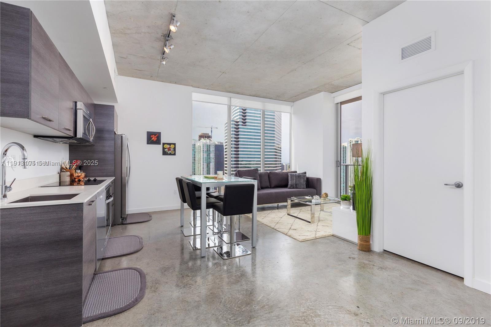 151 SE 1st St #1611, Miami FL 33131