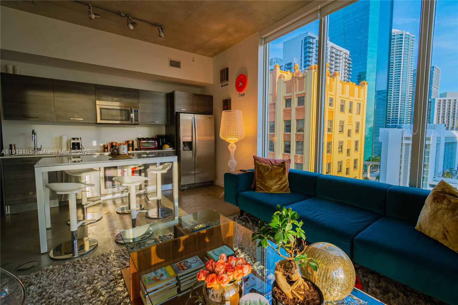 151 SE 1st St #1611, Miami FL 33131