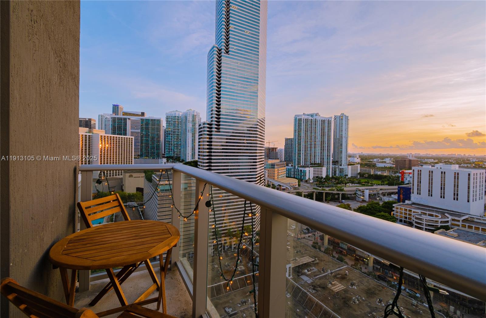 151 SE 1st St #1611, Miami FL 33131