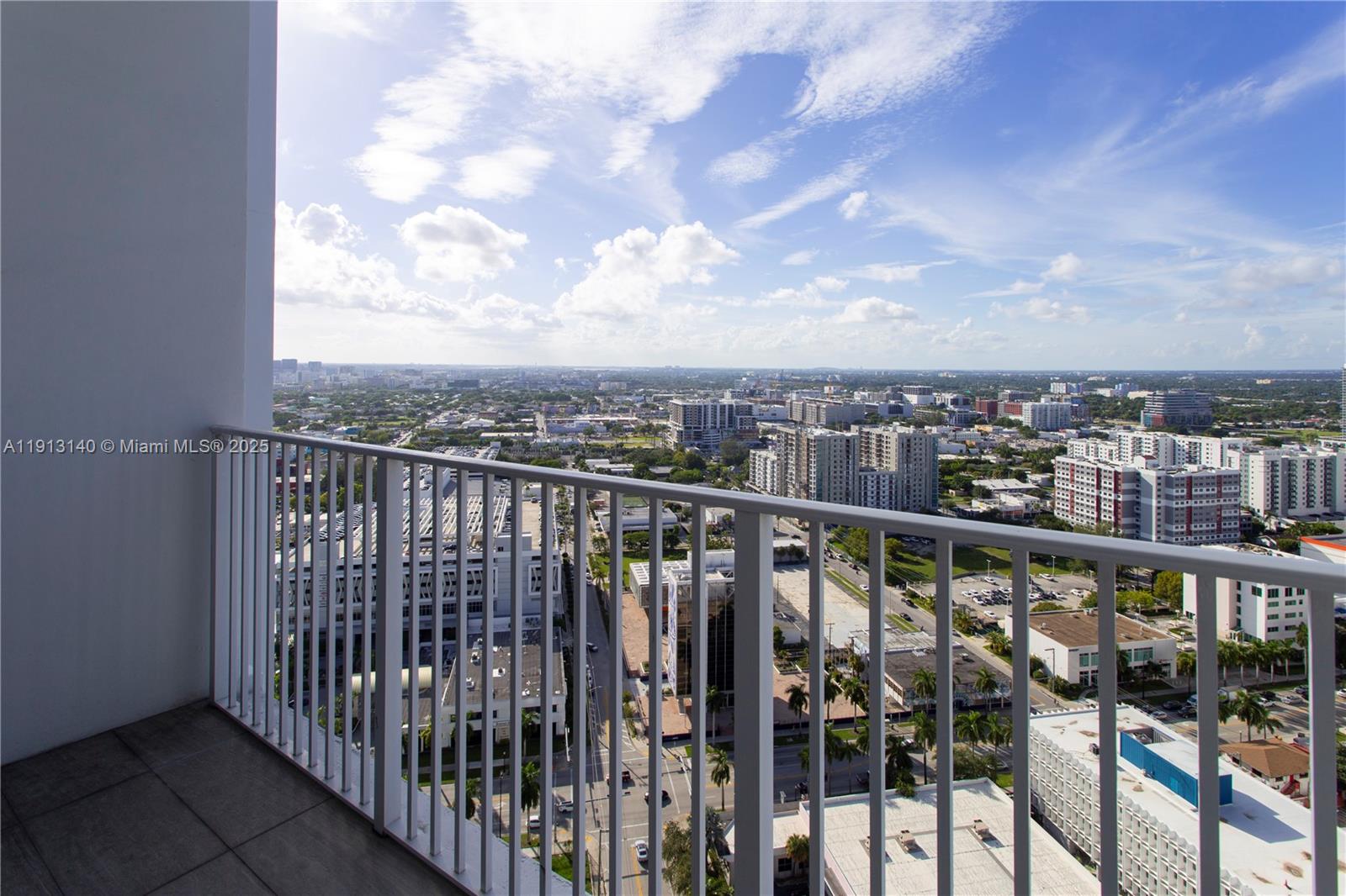 2020 N Bayshore Dr #2903, Miami FL 33137