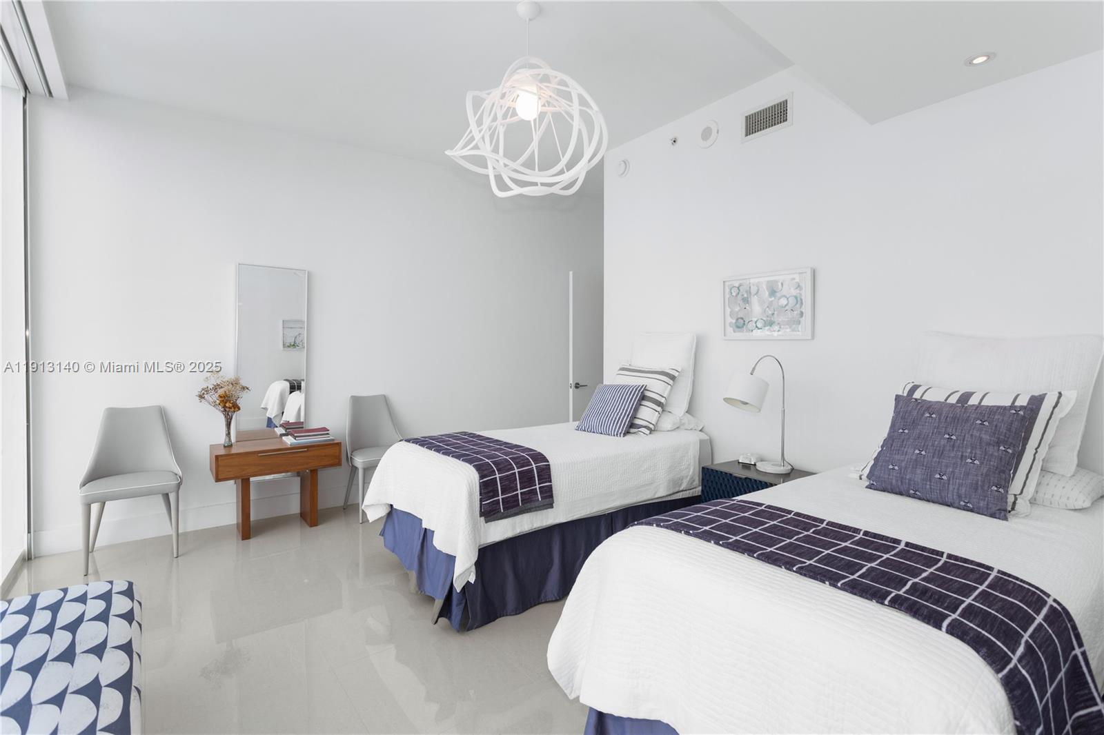2020 N Bayshore Dr #2903, Miami FL 33137