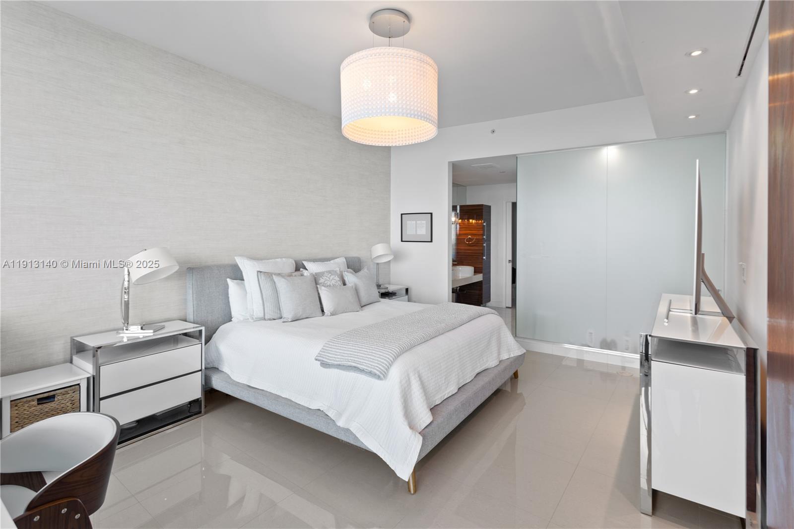 2020 N Bayshore Dr #2903, Miami FL 33137