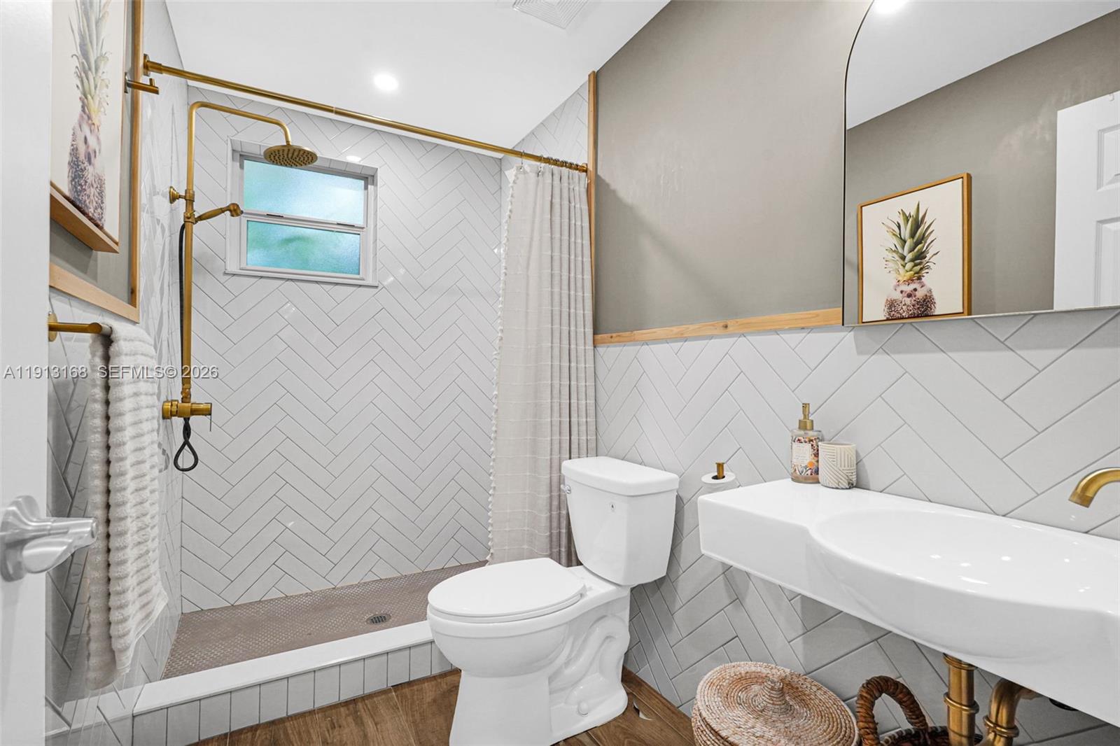 1012 NE 2nd Street, Hallandale Beach FL 33009