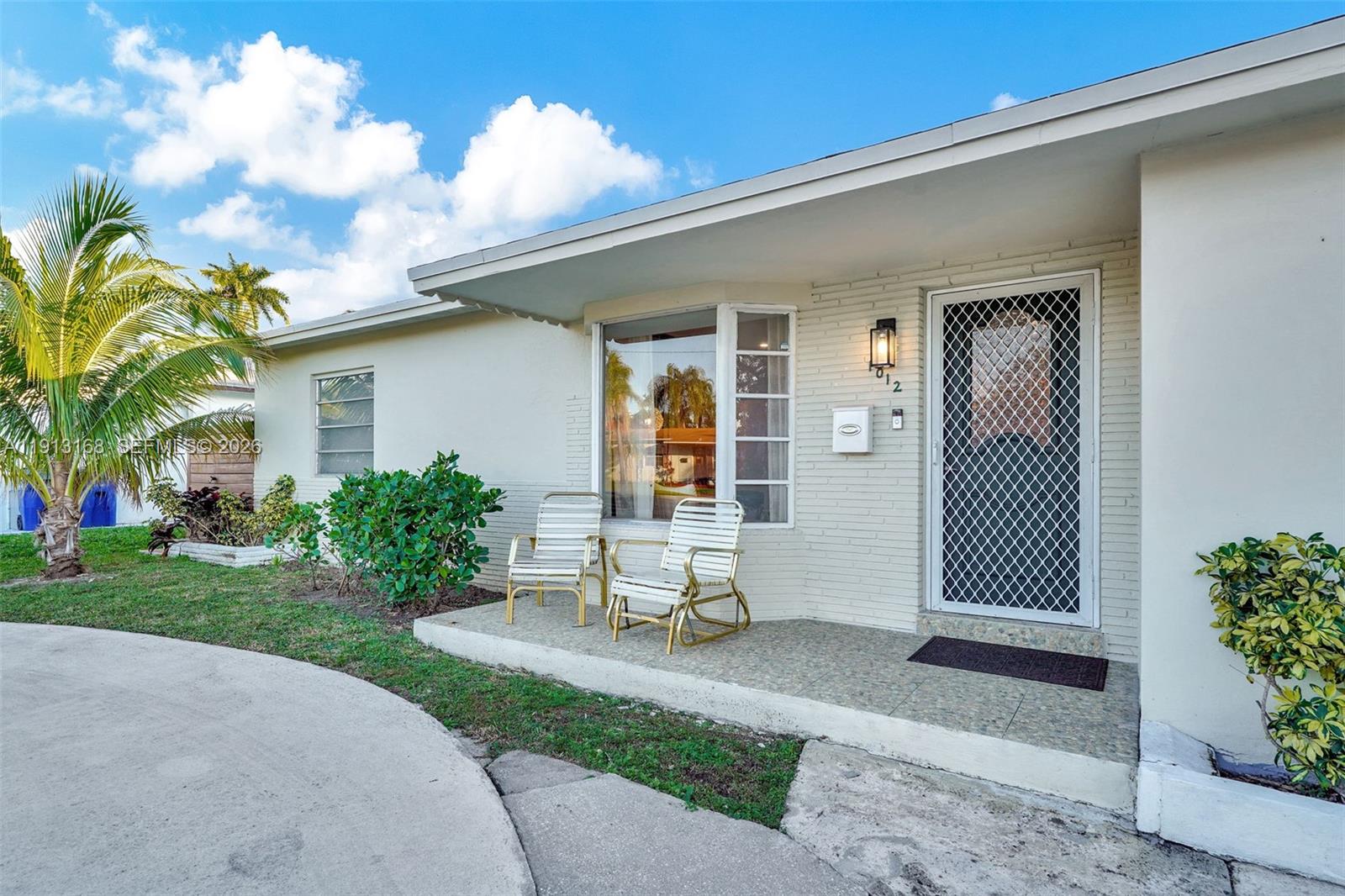 1012 NE 2nd Street, Hallandale Beach FL 33009