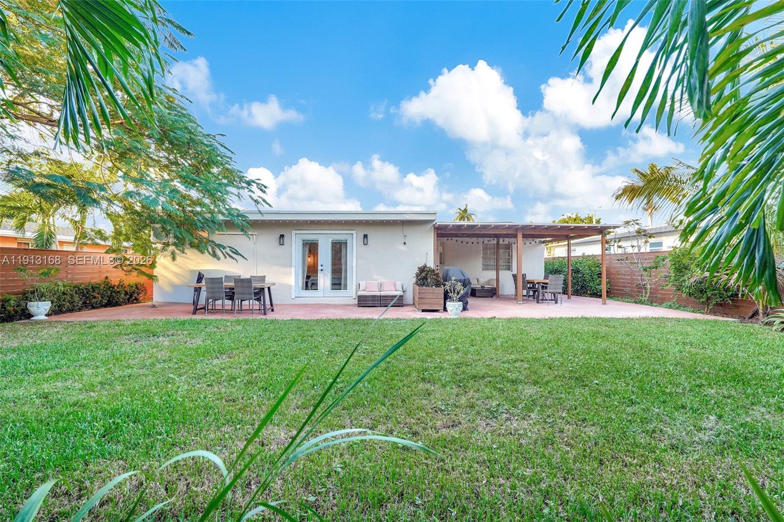 1012 NE 2nd Street, Hallandale Beach FL 33009
