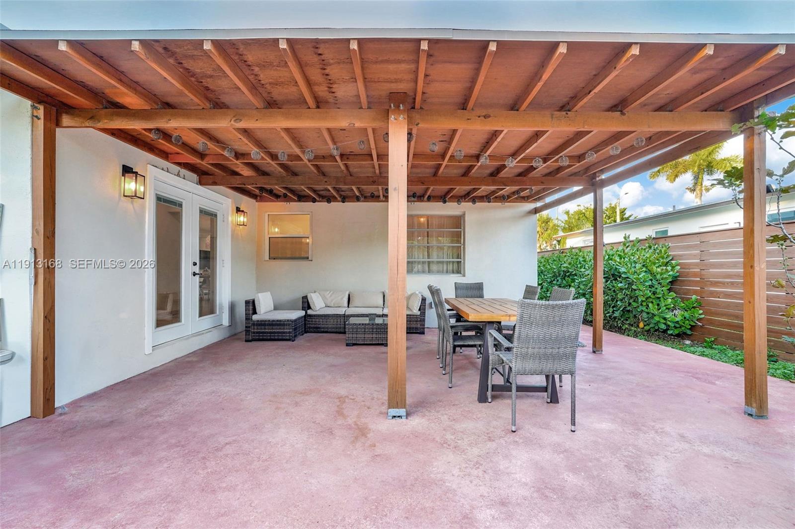 1012 NE 2nd Street, Hallandale Beach FL 33009