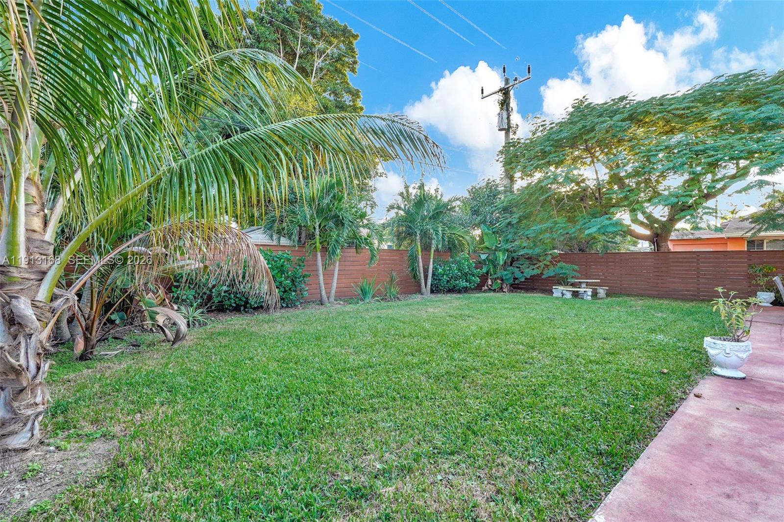 1012 NE 2nd Street, Hallandale Beach FL 33009