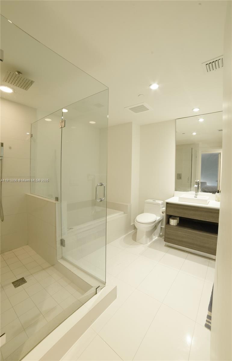 1100 S Miami Ave #1808, Miami FL 33130