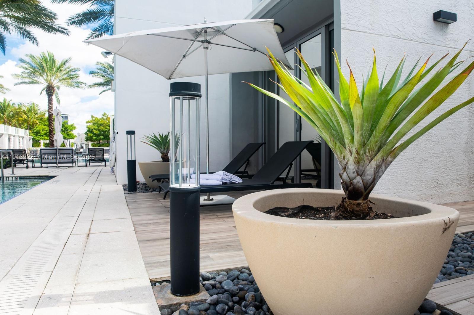 851 NE 1st Ave #1811, Miami FL 33132