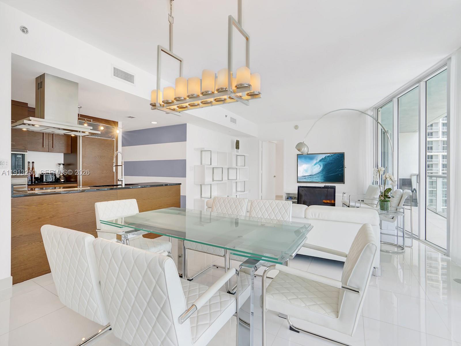 495 Brickell Ave #2504, Miami FL 33131