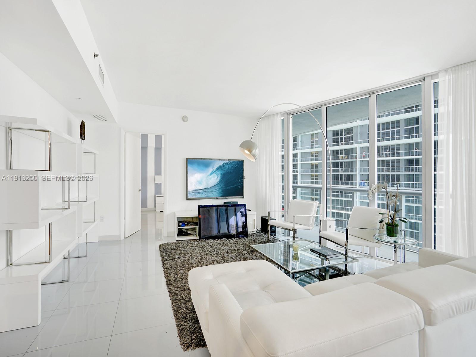495 Brickell Ave #2504, Miami FL 33131
