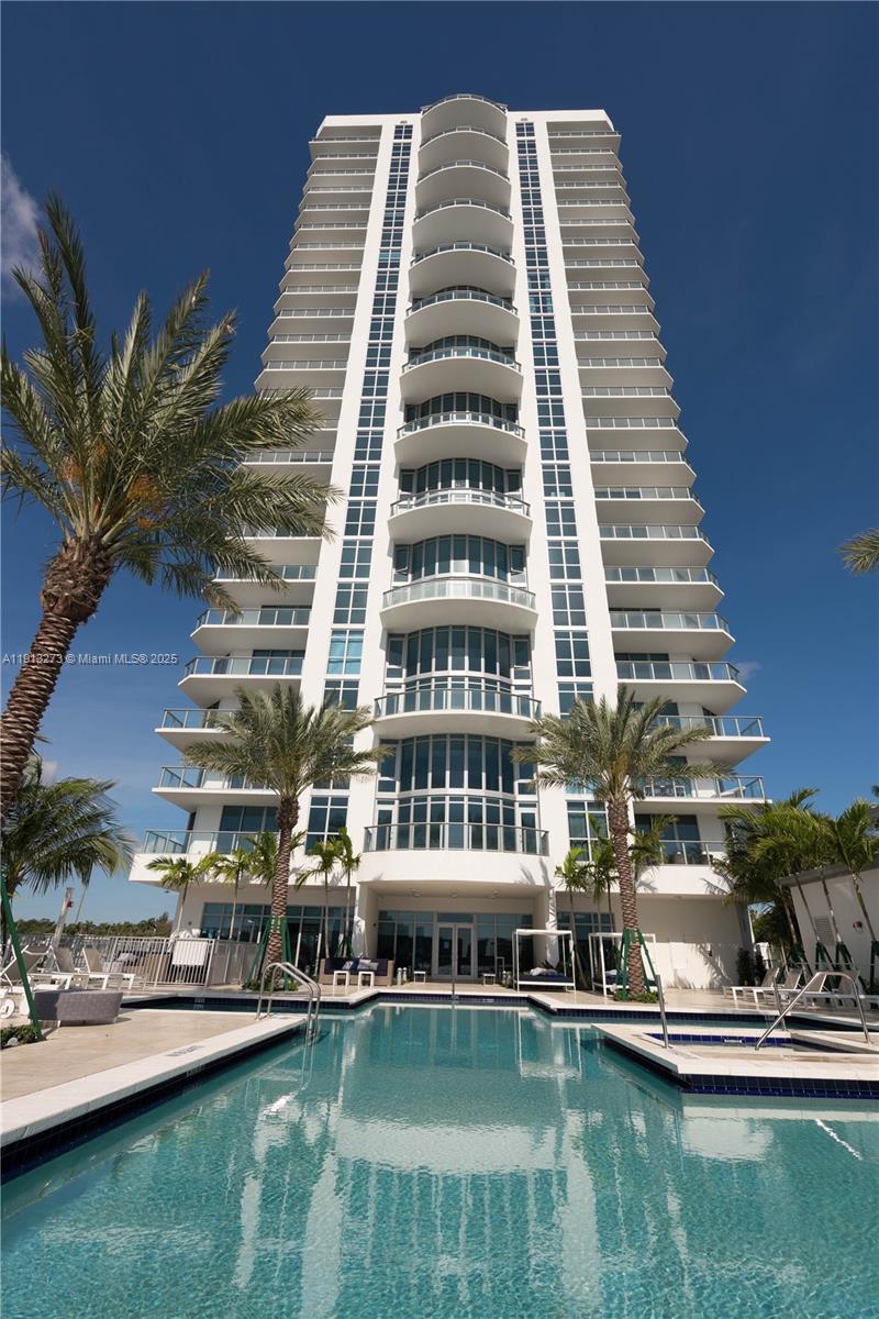 17301 Biscayne Blvd #811, North Miami Beach FL 33160