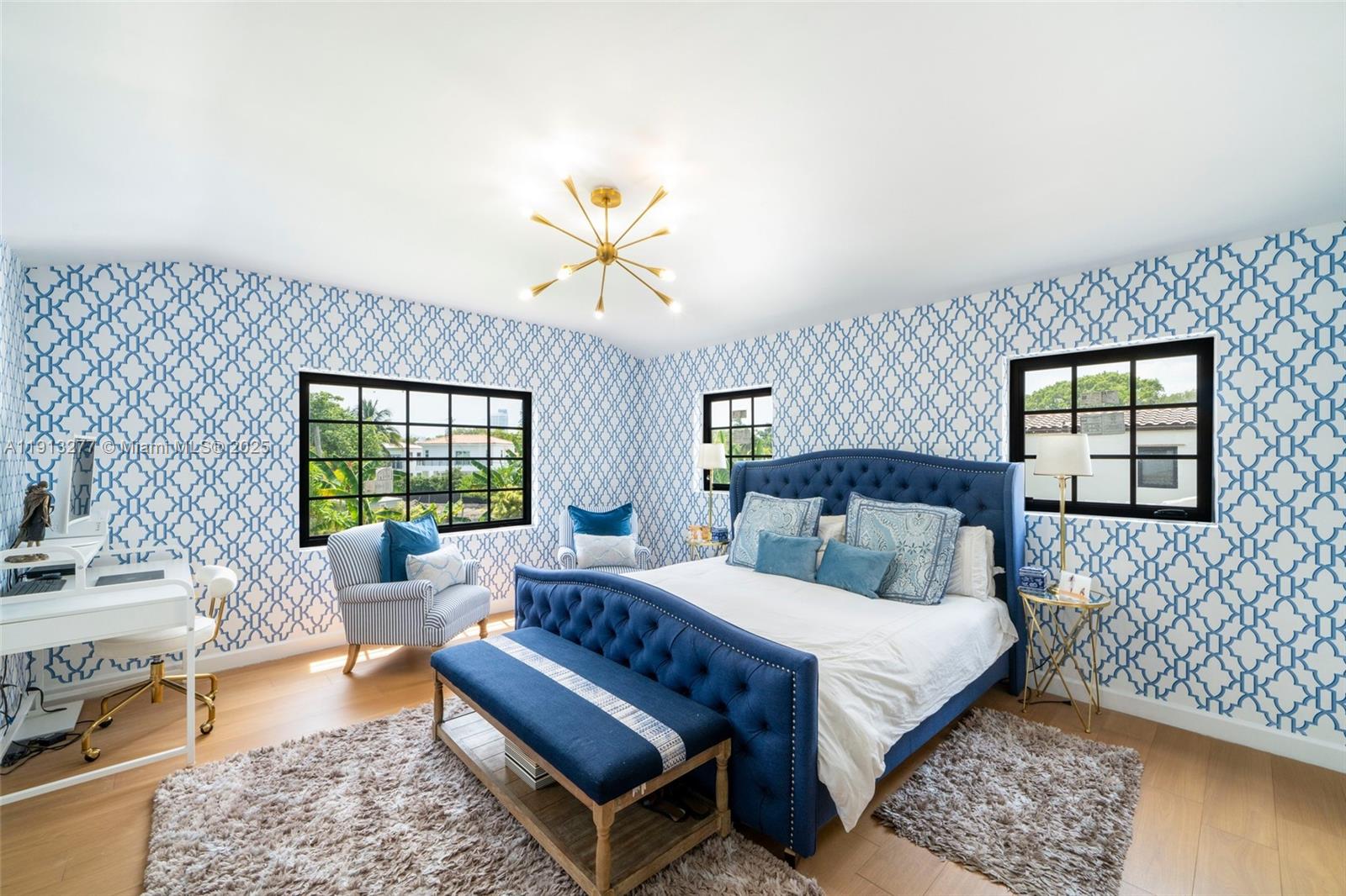 5149 Alton Rd, Miami Beach FL 33140