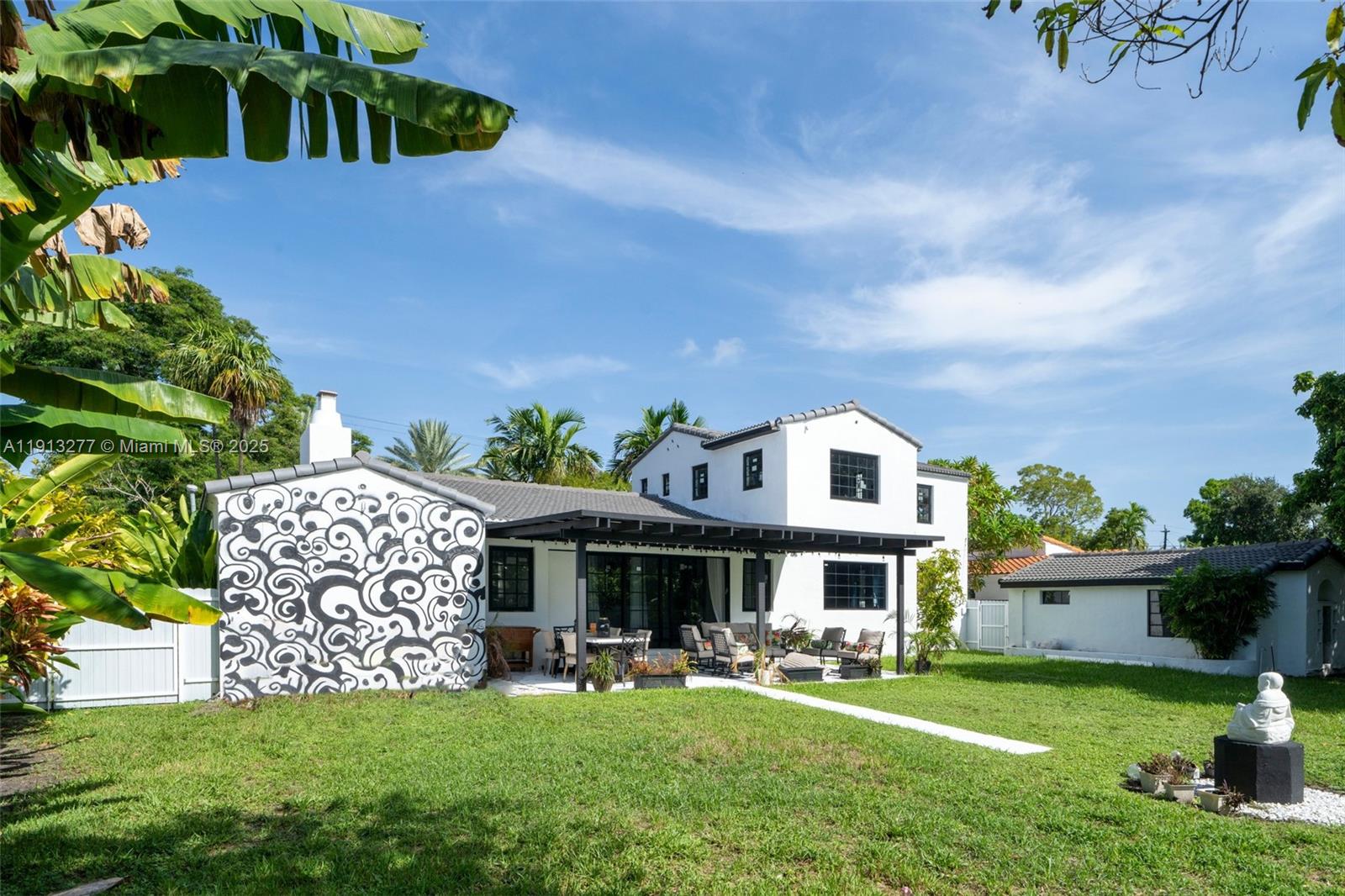5149 Alton Rd, Miami Beach FL 33140