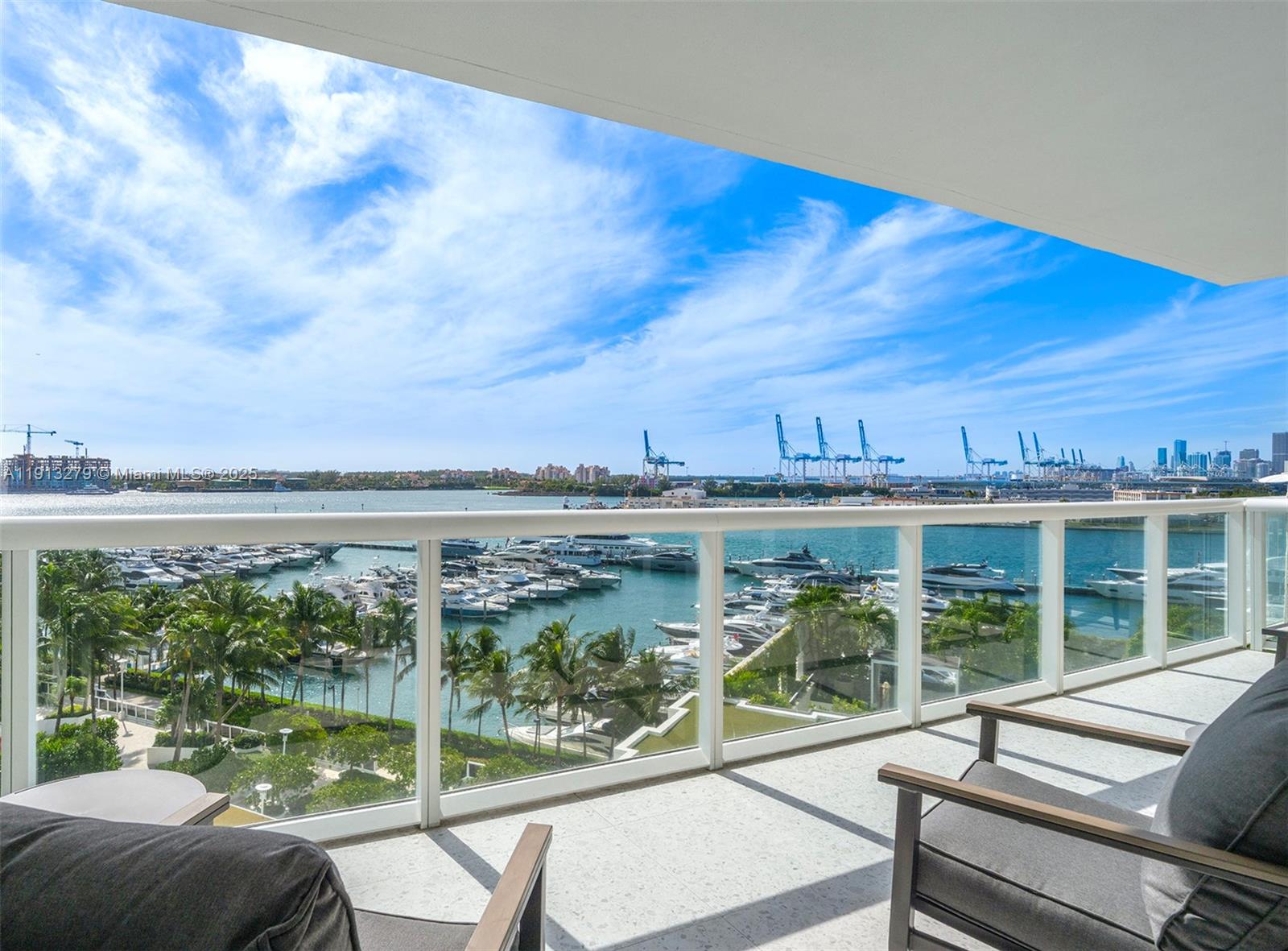 450 Alton Rd #805, Miami Beach FL 33139