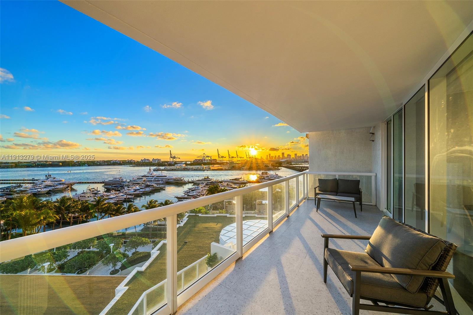 450 Alton Rd #805, Miami Beach FL 33139