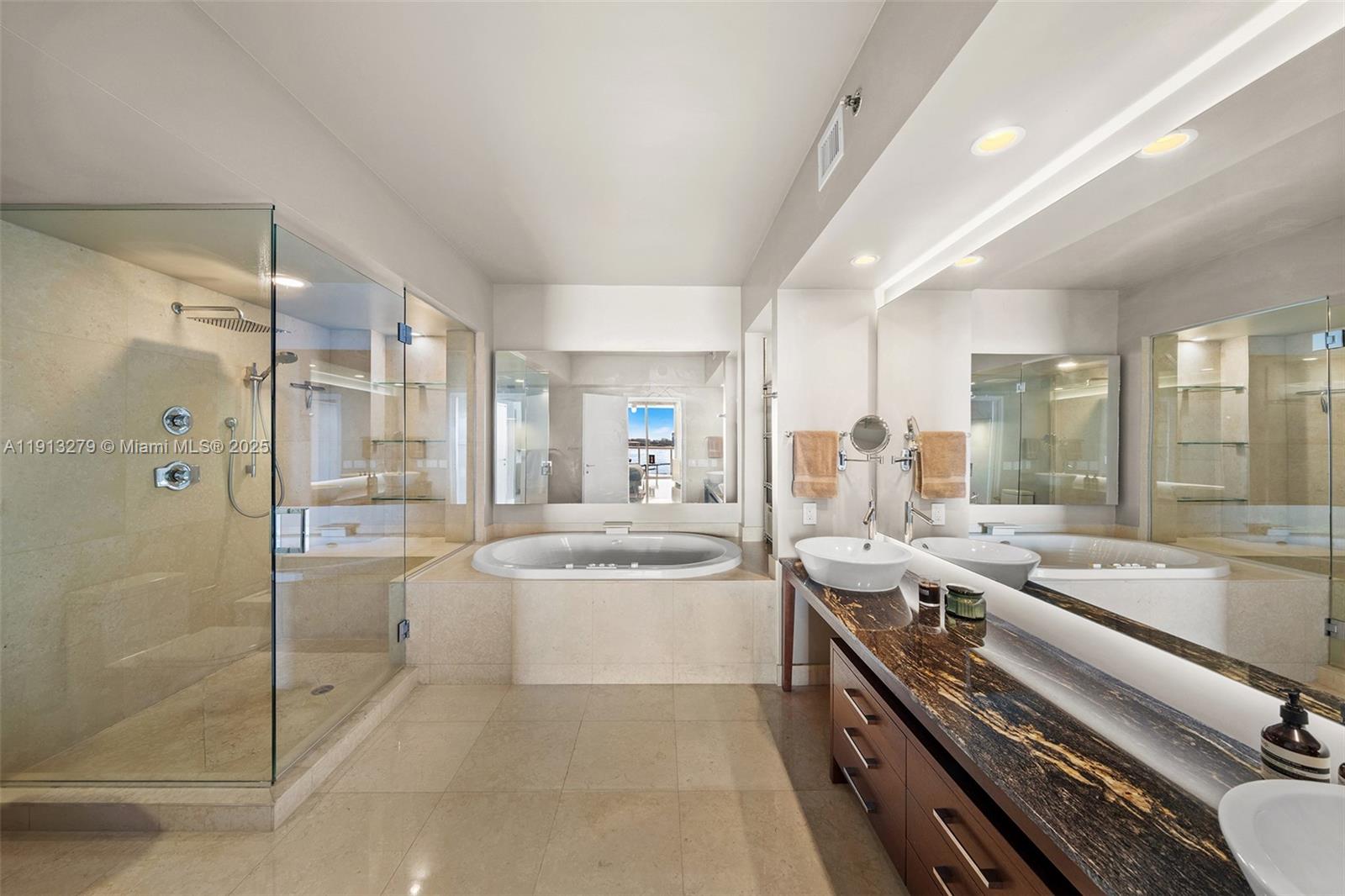 450 Alton Rd #805, Miami Beach FL 33139