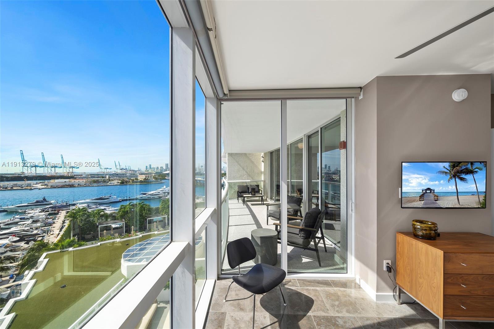 450 Alton Rd #805, Miami Beach FL 33139