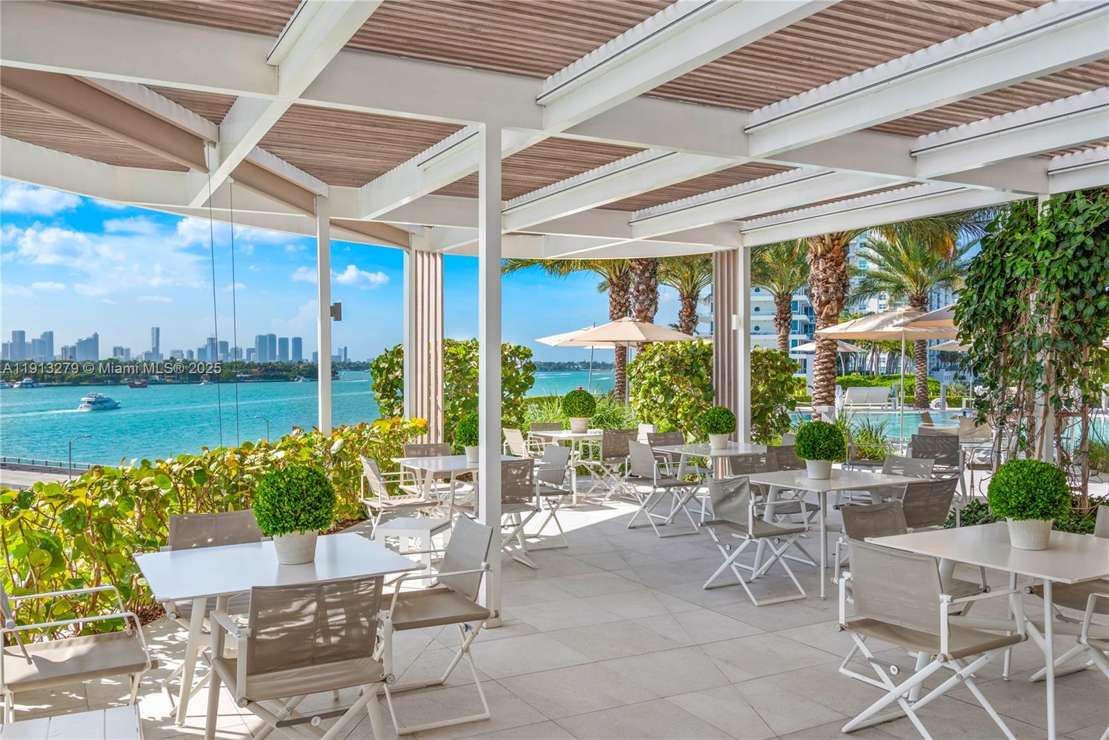 450 Alton Rd #805, Miami Beach FL 33139