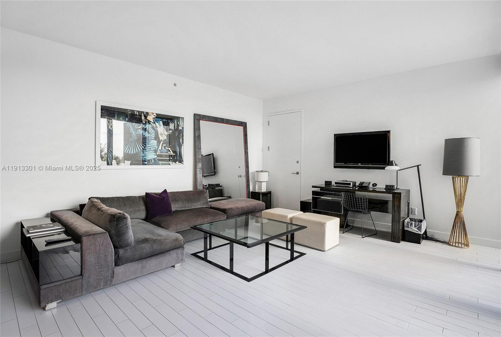 2201 Collins Ave #431, Miami Beach FL 33139