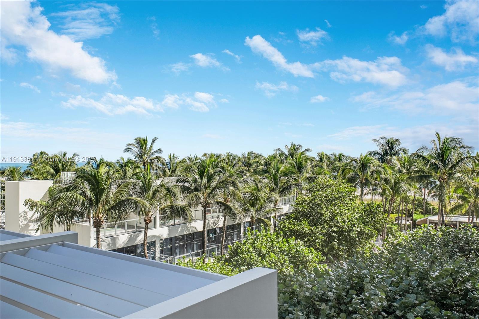 2201 Collins Ave #431, Miami Beach FL 33139