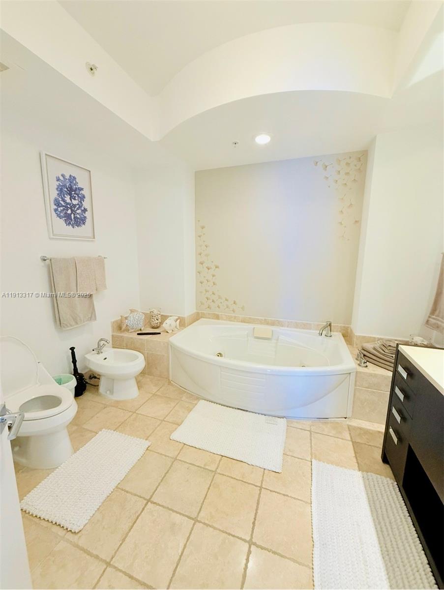 18201 Collins Ave #4506, Sunny Isles Beach FL 33160